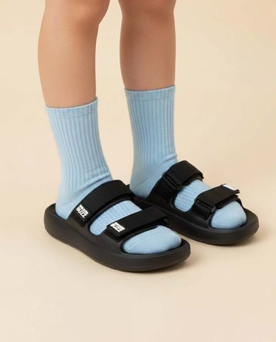  SNEAKERBUZZ - Dép unisex quai ngang phối logo 