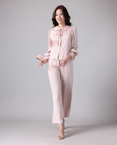  VERA BY CHIPU - Bộ pijama nữ dài satin trơn phối ren 