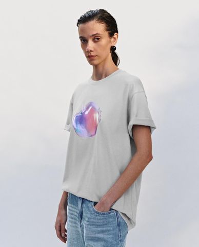  URBAN REVIVO - Áo thun nữ cổ tròn tay ngắn trẻ trung 