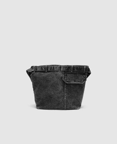  URBAN REVIVO - Túi tote nam hình thang denim wash bạc 