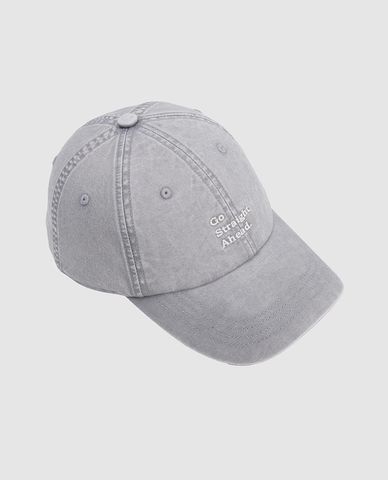  URBAN REVIVO - Nón bóng chày nữ thêu chữ 