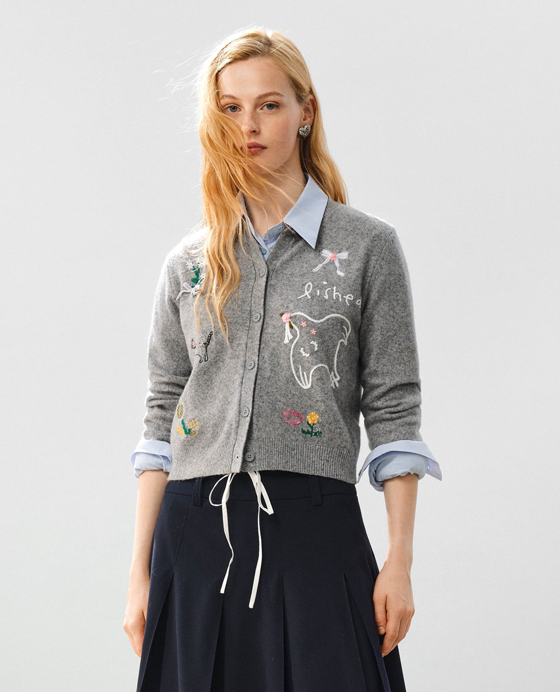 URBAN REVIVO - Áo khoác cardigan nữ tay dài thêu họa tiết