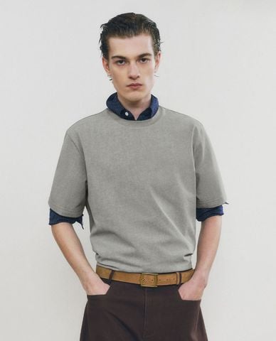  URBAN REVIVO - Áo thun nam cổ tròn tay ngắn hiện đại 