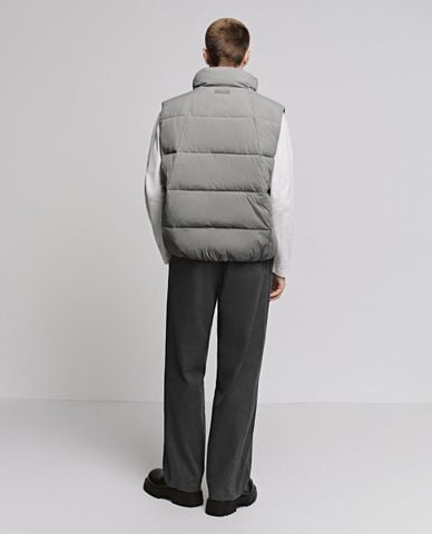  URBAN REVIVO - Áo khoác gilet nam cổ cao ô vuông 