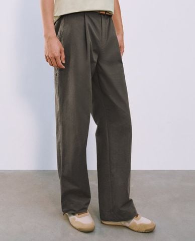  URBAN REVIVO - Quần nam ống đứng thanh lịch 