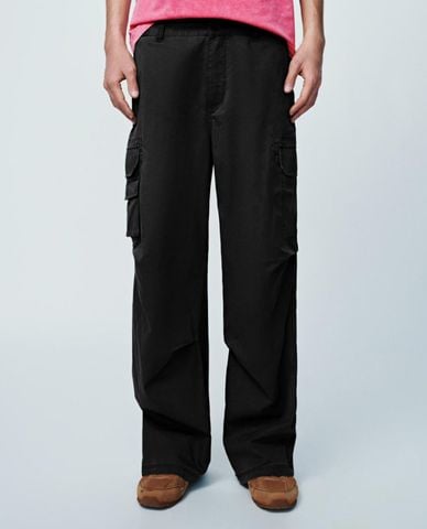  URBAN REVIVO - Quần nam ống rộng túi hộp 