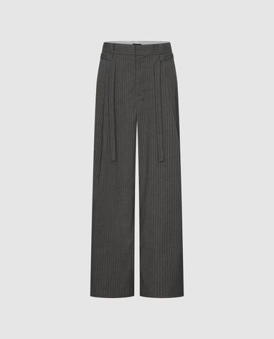  URBAN REVIVO - Quần nữ ống rộng xếp li kẻ sọc 