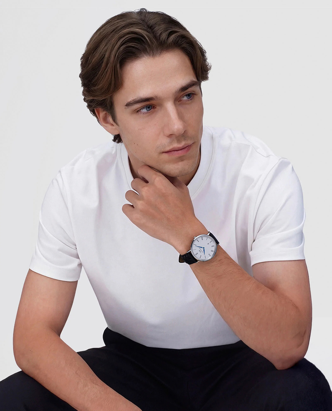 Mẫu đồng hồ nam đẹp DANIEL WELLINGTON Classic Roman 40mm