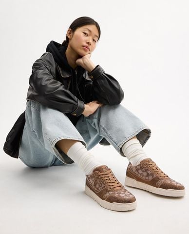  COACH - Giày sneakers nữ cổ thấp Soho In Crystal Signature 