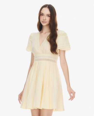  GIGI - Đầm mini cổ V tay phồng nhún eo 