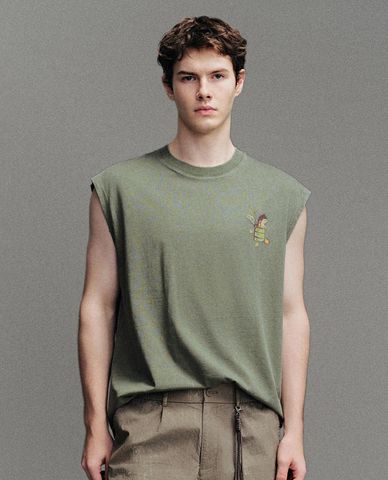  URBAN REVIVO - Áo sát nách nam cổ tròn năng động 