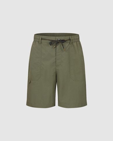  URBAN REVIVO - Quần short nam ống rộng Leisure 