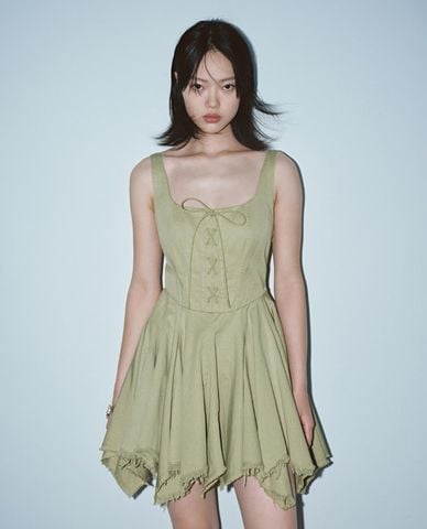  URBAN REVIVO - Đầm hai dây mini corset buộc dây 