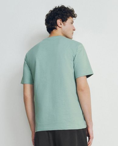  URBAN REVIVO - Áo thun nam cổ tròn tay ngắn hiện đại 