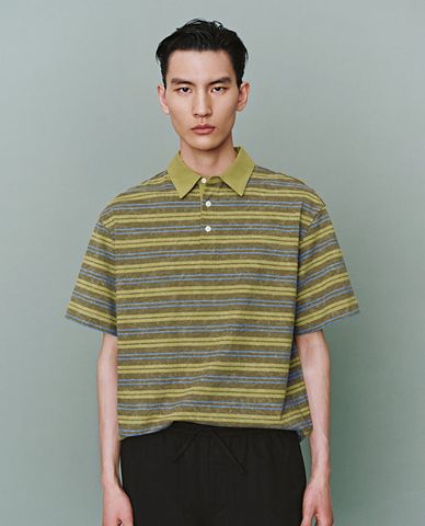  URBAN REVIVO - Áo polo nam tay ngắn sọc ngang 