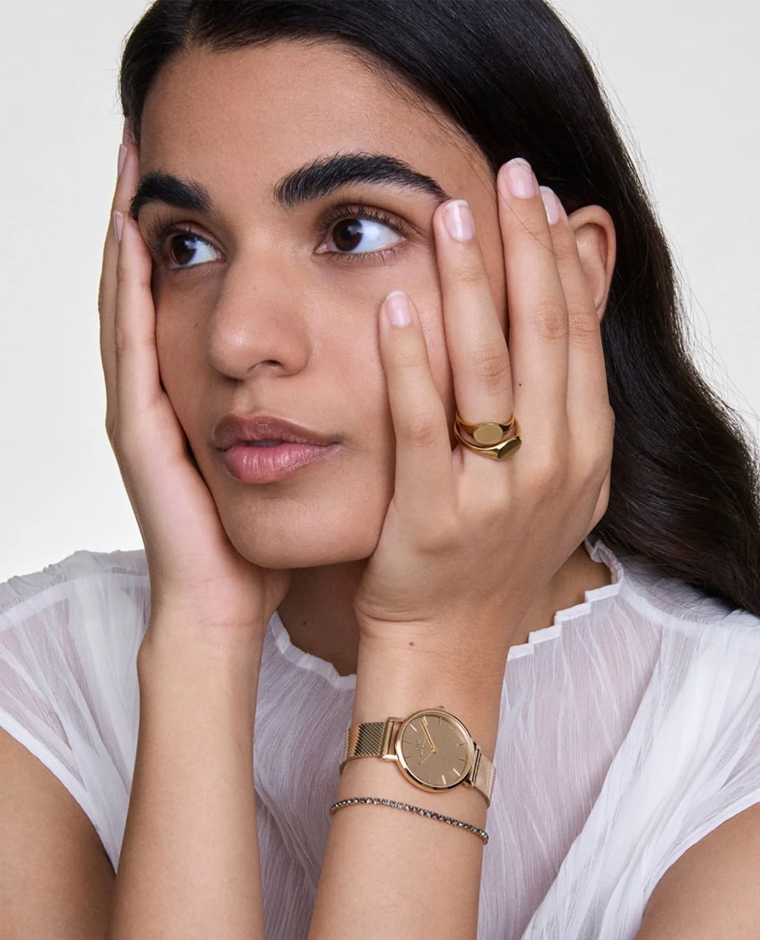 Đồng hồ nữ Daniel Wellington Petite Reflection 28mm dây vàng thanh lịch