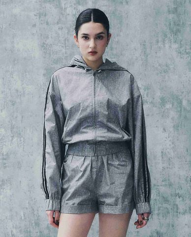  DEZUS - Áo khoác thể thao nữ tay dài phối mũ Umiera 