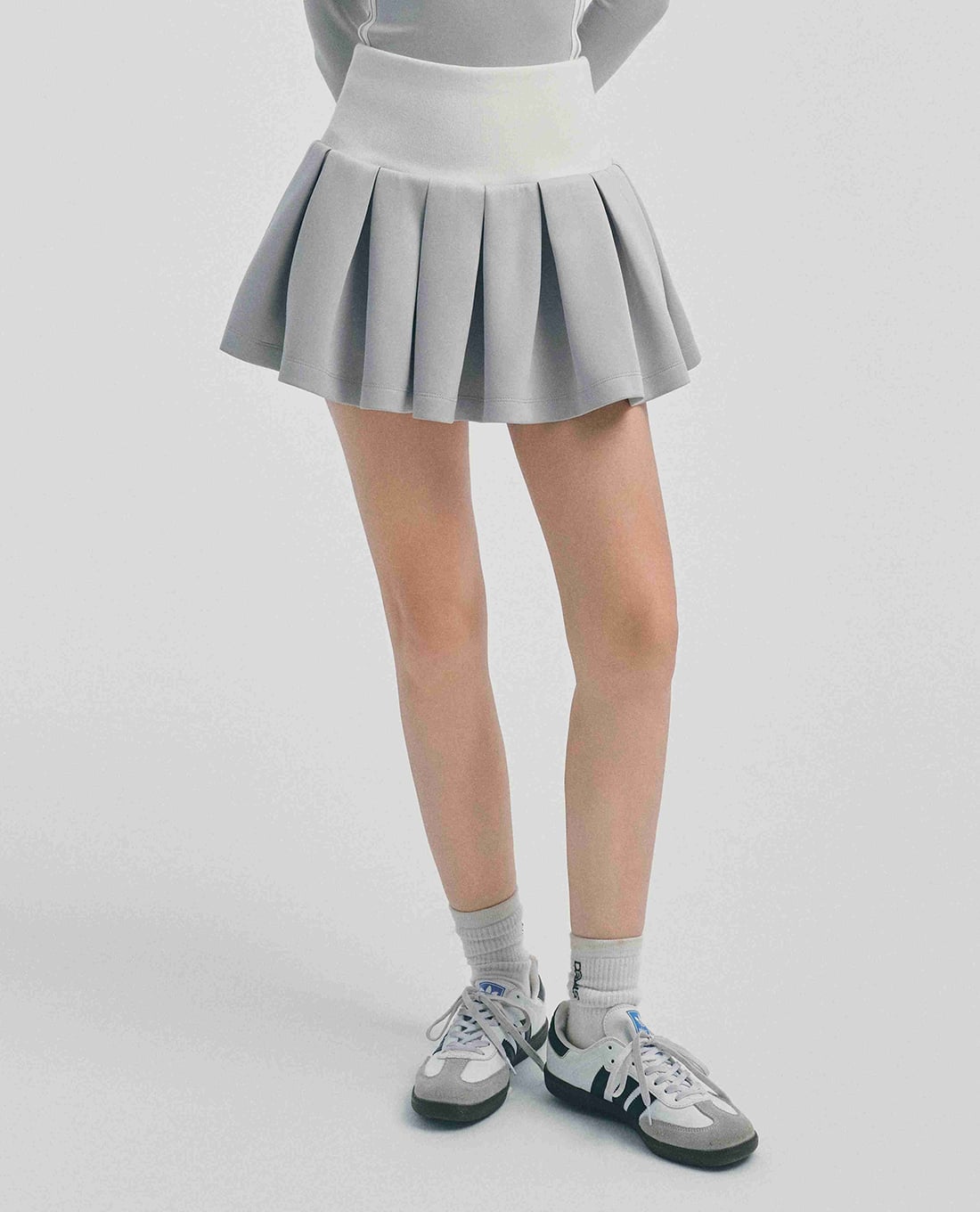 DEZUS - Chân váy xếp li mini Cailyn