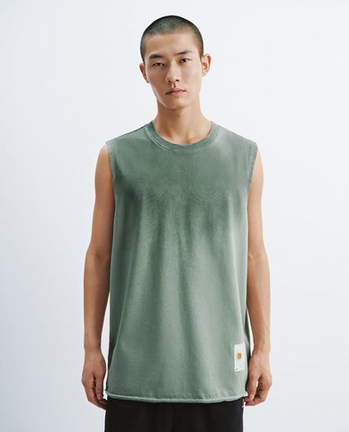  URBAN REVIVO - Áo sát nách nam cổ tròn in họa tiết 