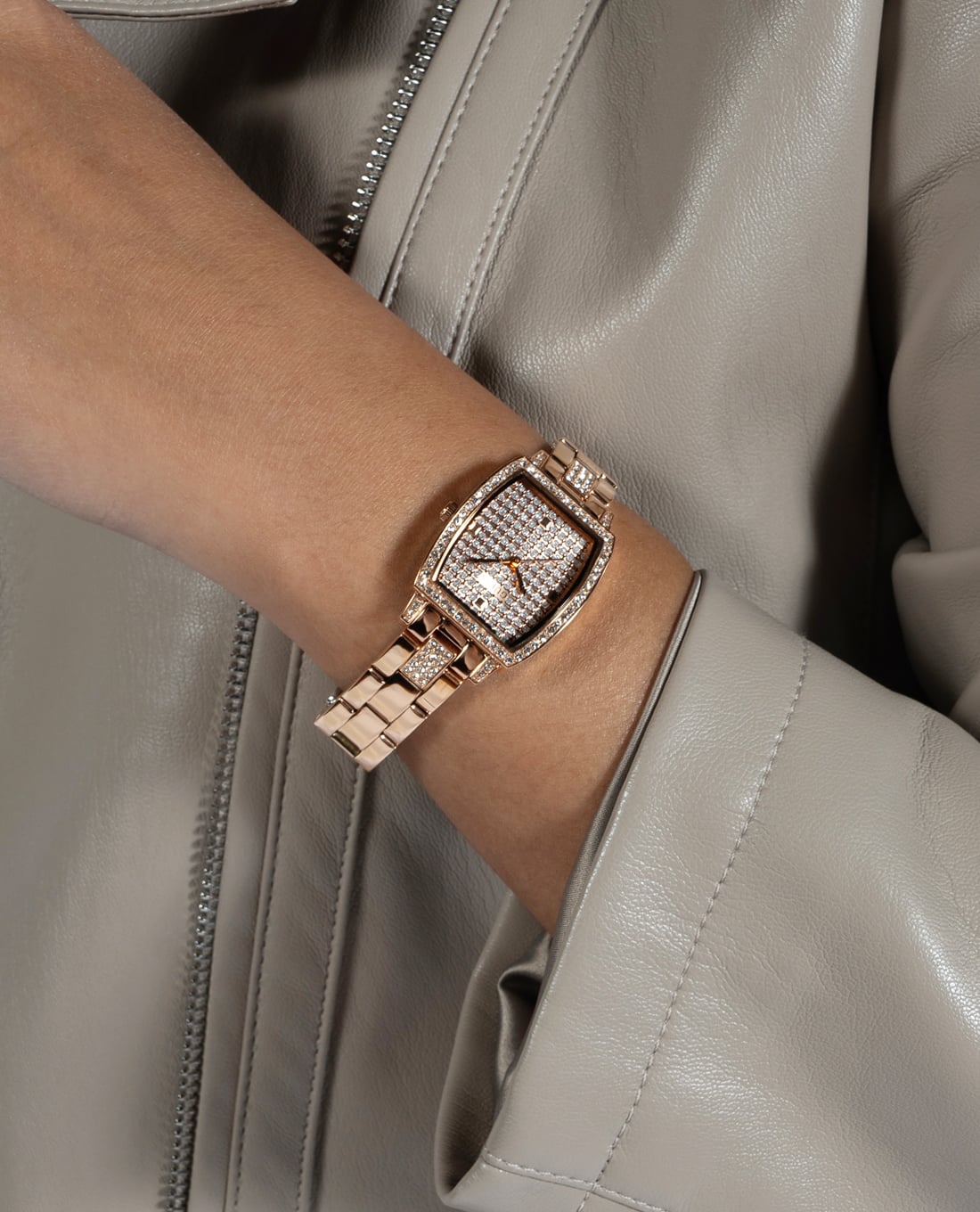 GUESS - Đồng hồ nữ Brilliant 24mm