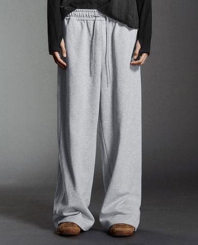  URBAN REVIVO - Quần nam ống rộng lưng thun 