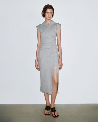  URBAN REVIVO - Đầm sát nách midi cổ bẻ phom ôm 