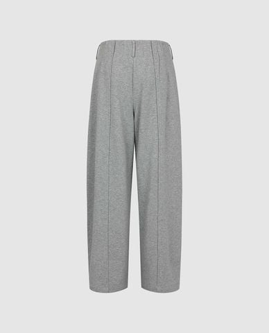  URBAN REVIVO - Quần nữ ống đứng xếp li 