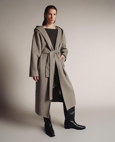  URBAN REVIVO - Áo khoác măng tô nữ dáng dài phối dây thắt eo 