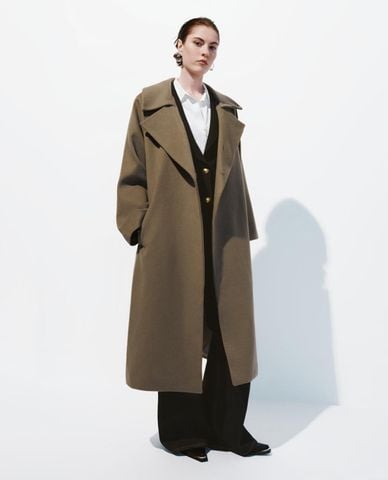  URBAN REVIVO - Áo khoác măng tô nữ dáng dài phối đai lưng 