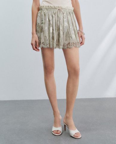  URBAN REVIVO - Chân váy chữ A mini lưng thun viền ren 