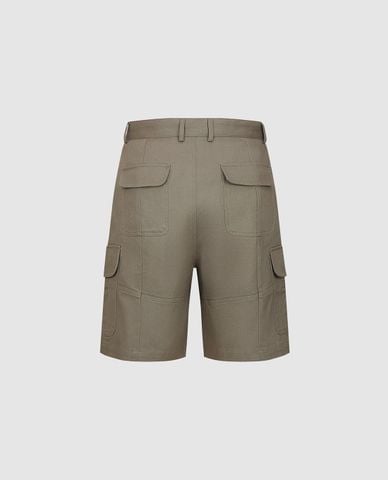  URBAN REVIVO - Quần short nam ngang gối phối túi hộp 