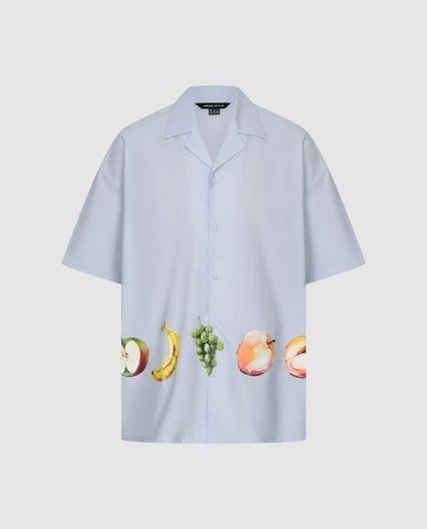  URBAN REVIVO - Áo sơ mi nam cổ bẻ tay ngắn in họa tiết 