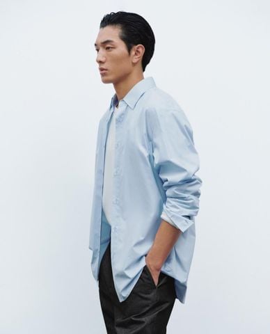  URBAN REVIVO - Áo sơ mi nam cổ bẻ tay dài cổ điển 