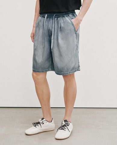  URBAN REVIVO - Quần short jeans nam lưng thun dây rút 