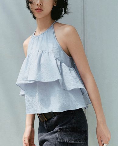  URBAN REVIVO - Áo kiểu nữ cổ yếm xếp tầng 