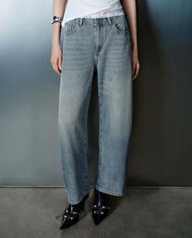  URBAN REVIVO - Quần jeans nữ ống rộng wash bạc 