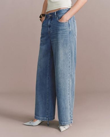 URBAN REVIVO - Quần jeans nữ ống rộng wash bạc 