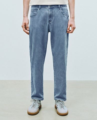  URBAN REVIVO - Quần jeans nam ống đứng hiện đại 