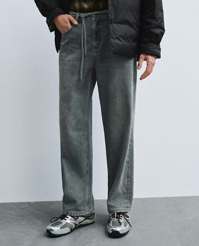  URBAN REVIVO - Quần jeans nam ống đứng wash bạc 