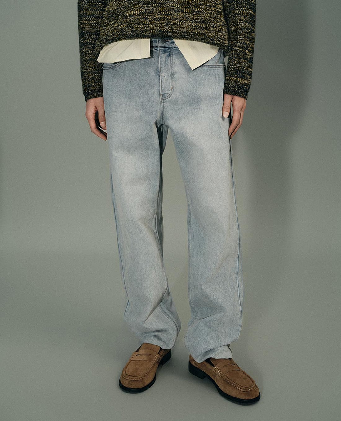 URBAN REVIVO - Quần jeans nam ống đứng wash bạc