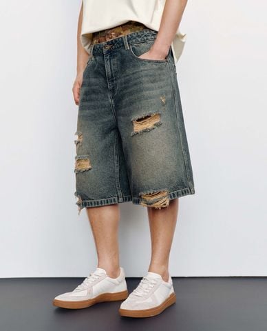  URBAN REVIVO - Quần short jeans nam wash bạc phối layer 