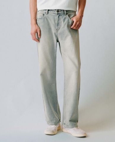  URBAN REVIVO - Quần jeans nam ống đứng wash bạc 