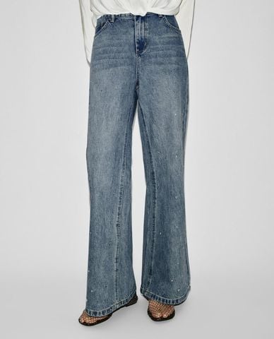  URBAN REVIVO - Quần jeans nữ ống loe wash bạc 