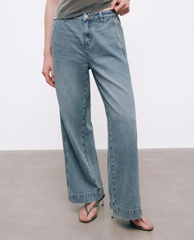  URBAN REVIVO - Quần jeans nữ ống rộng wash bạc 