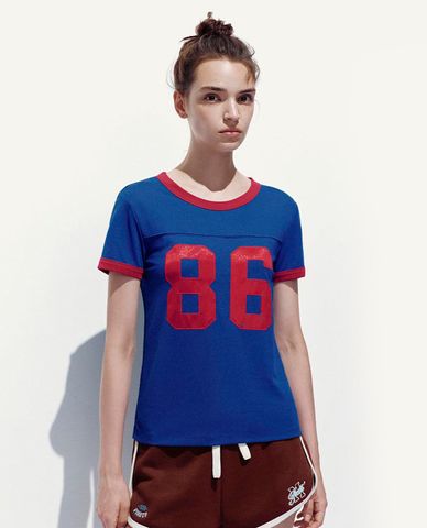  URBAN REVIVO - Áo thun nữ cổ tròn tay ngắn phối viền 