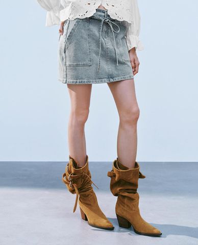  URBAN REVIVO - Chân váy denim mini phối dây rút 