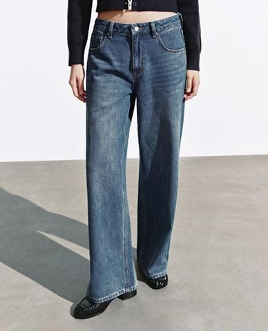  URBAN REVIVO - Quần jeans nữ ống rộng wash bạc 