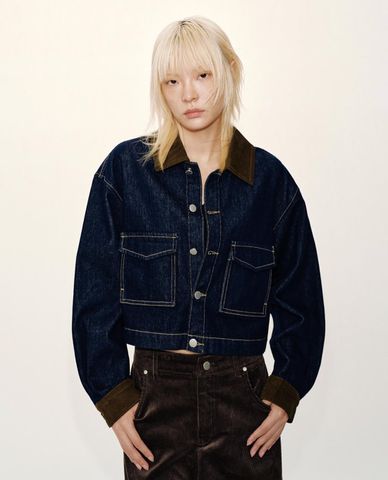  URBAN REVIVO - Áo khoác denim nữ cổ bẻ tay dài phối nút 