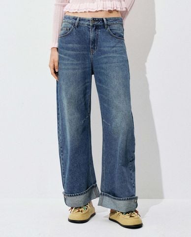  URBAN REVIVO - Quần jeans nữ ống rộng wash bạc xắn gấu 