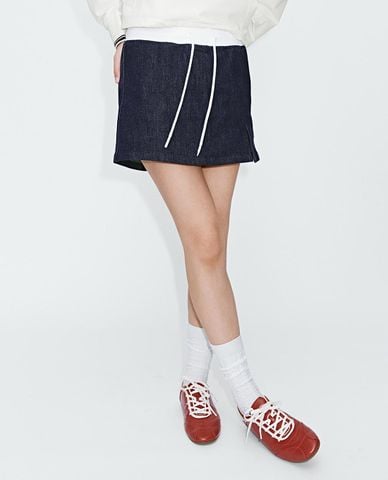  URBAN REVIVO - Quần short giả váy nữ phối dây rút 